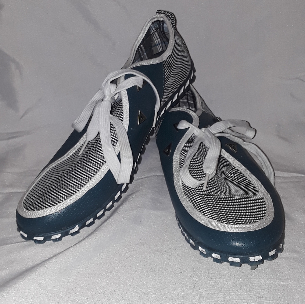 Shoens Ultralight Casual Sneakers, 11M EUC